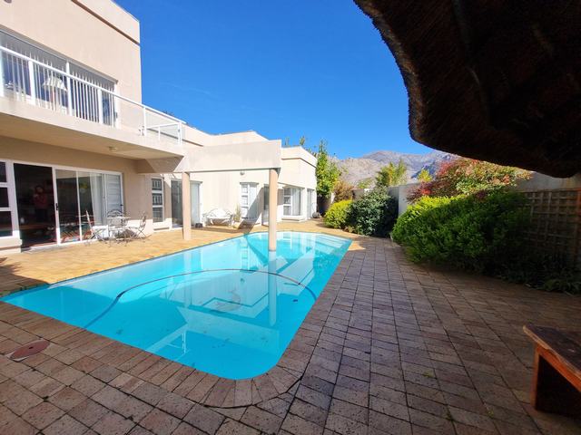 4 Bedroom Property for Sale in Ceres Western Cape